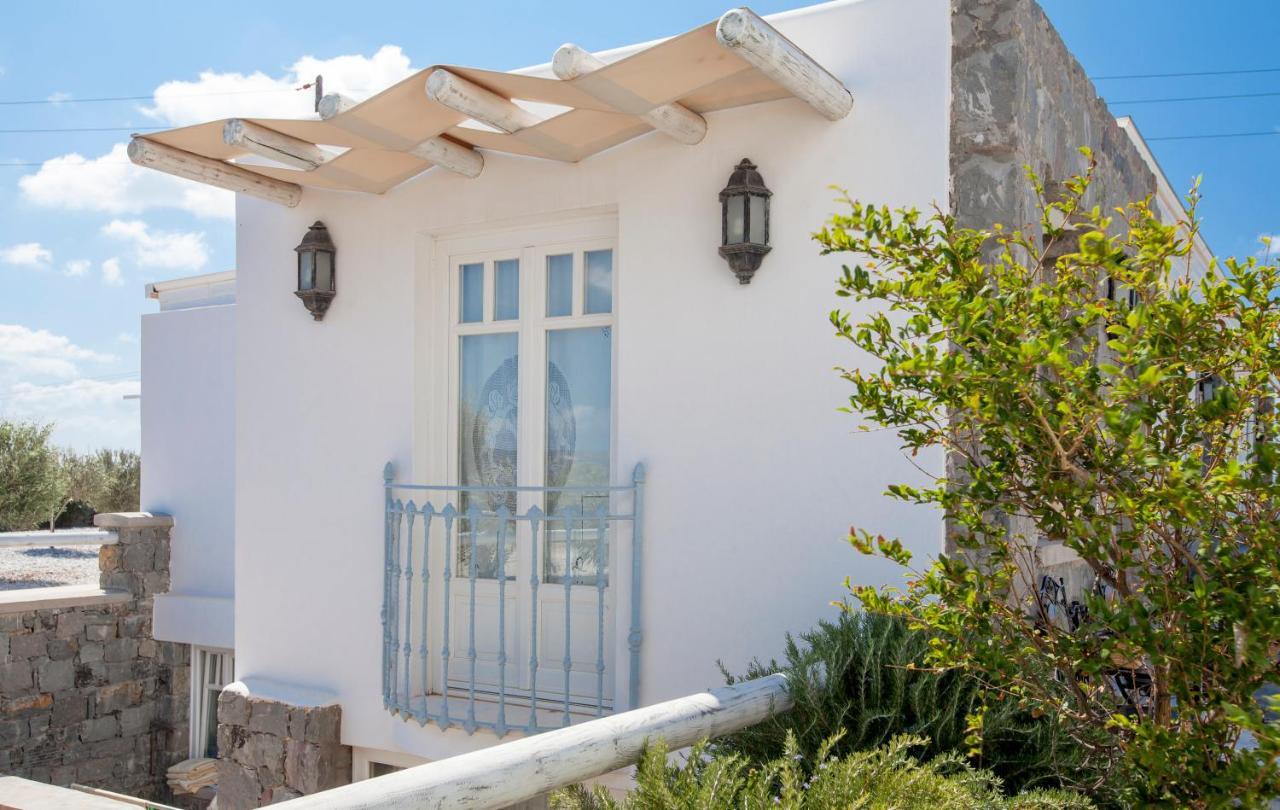 Miland Suites Adamantas  Exterior photo